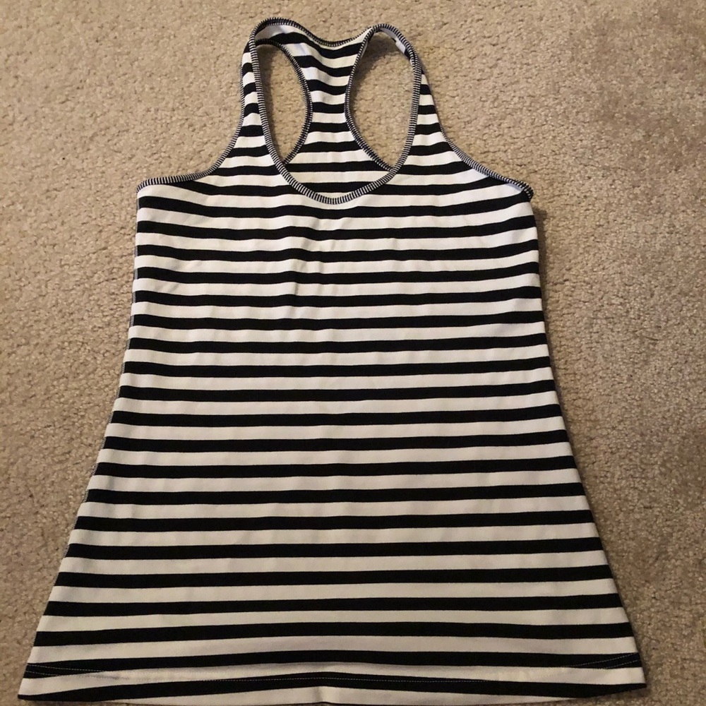 Lululemon tank